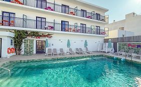 The Purple Hotel - Adults Only